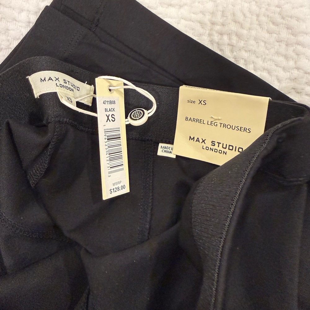 MAX STUDIO LONDON
Ponte Barrel Leg Pants - Picture 12 of 12